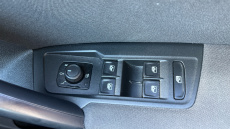 Volkswagen Tiguan 2.0 TDI Life 5dr DSG Diesel Estate